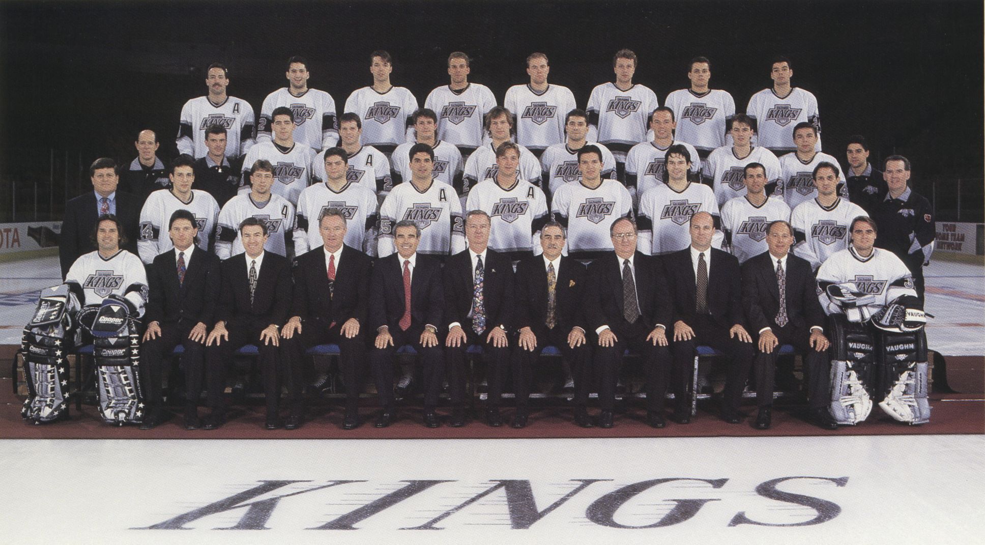 Los Angeles Kings - 1996 roster photo w/ Tony Granato